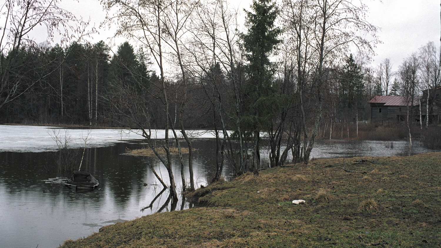 Ильинское озеро. 2004. Фото: Андрей Кошелев