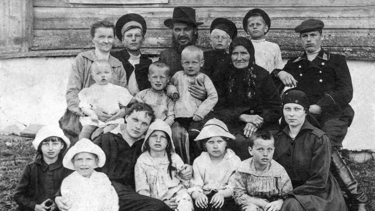Семья Сибирцевых. 1918. Фото из семейного архива