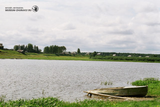 «Много серой воды, много серого неба». Река Сухона. 2003. Фото: Андрей Кошелев