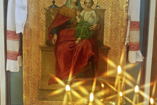 Икона в храме Успения Пресвятой Богородицы. 2004. Фото: Андрей Кошелев
